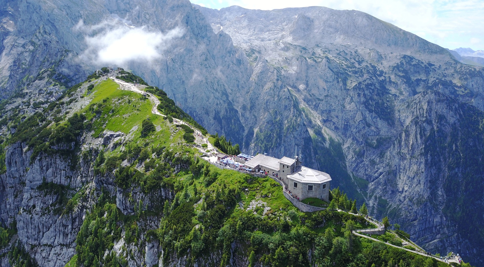 Easy Company: England to the Eagle's Nest